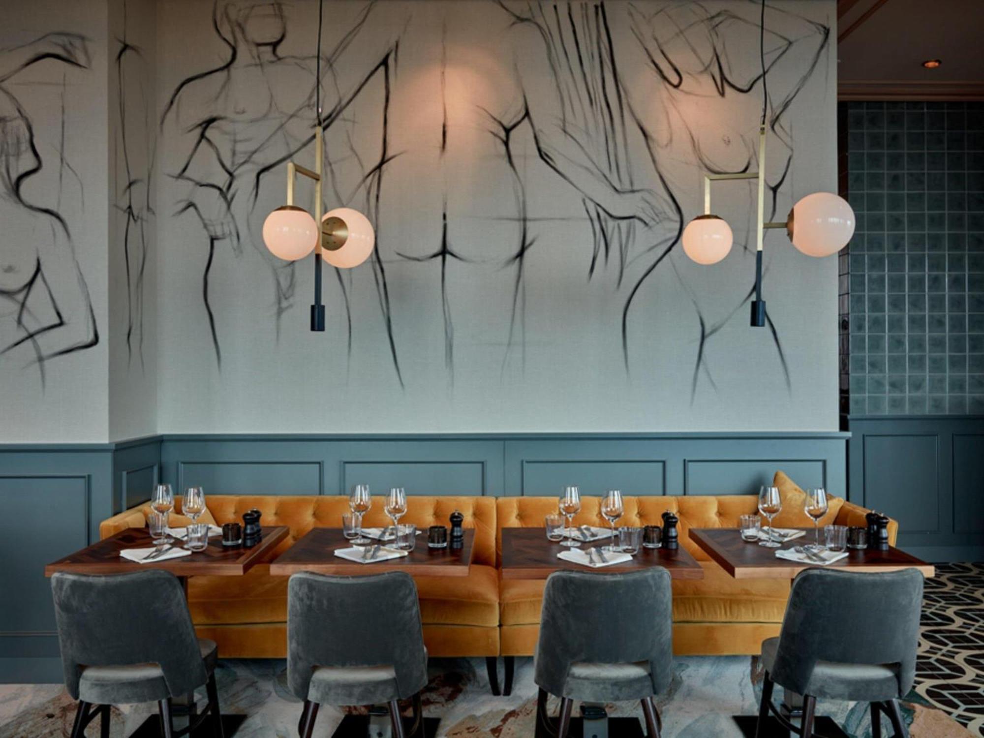 Hotel 25hours Tour 4*