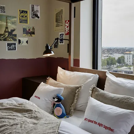 25hours Tour Hotel