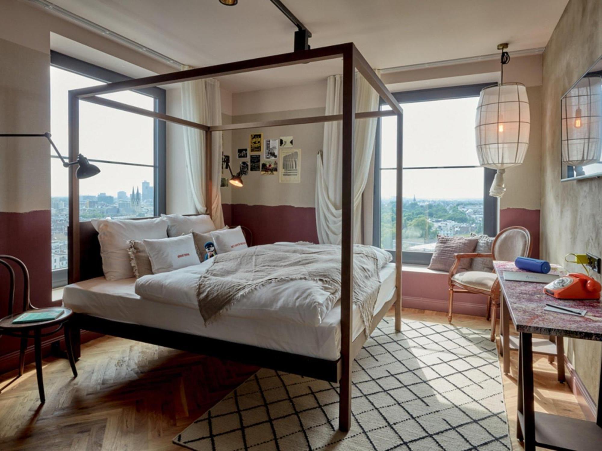 25hours Tour Dusseldorf