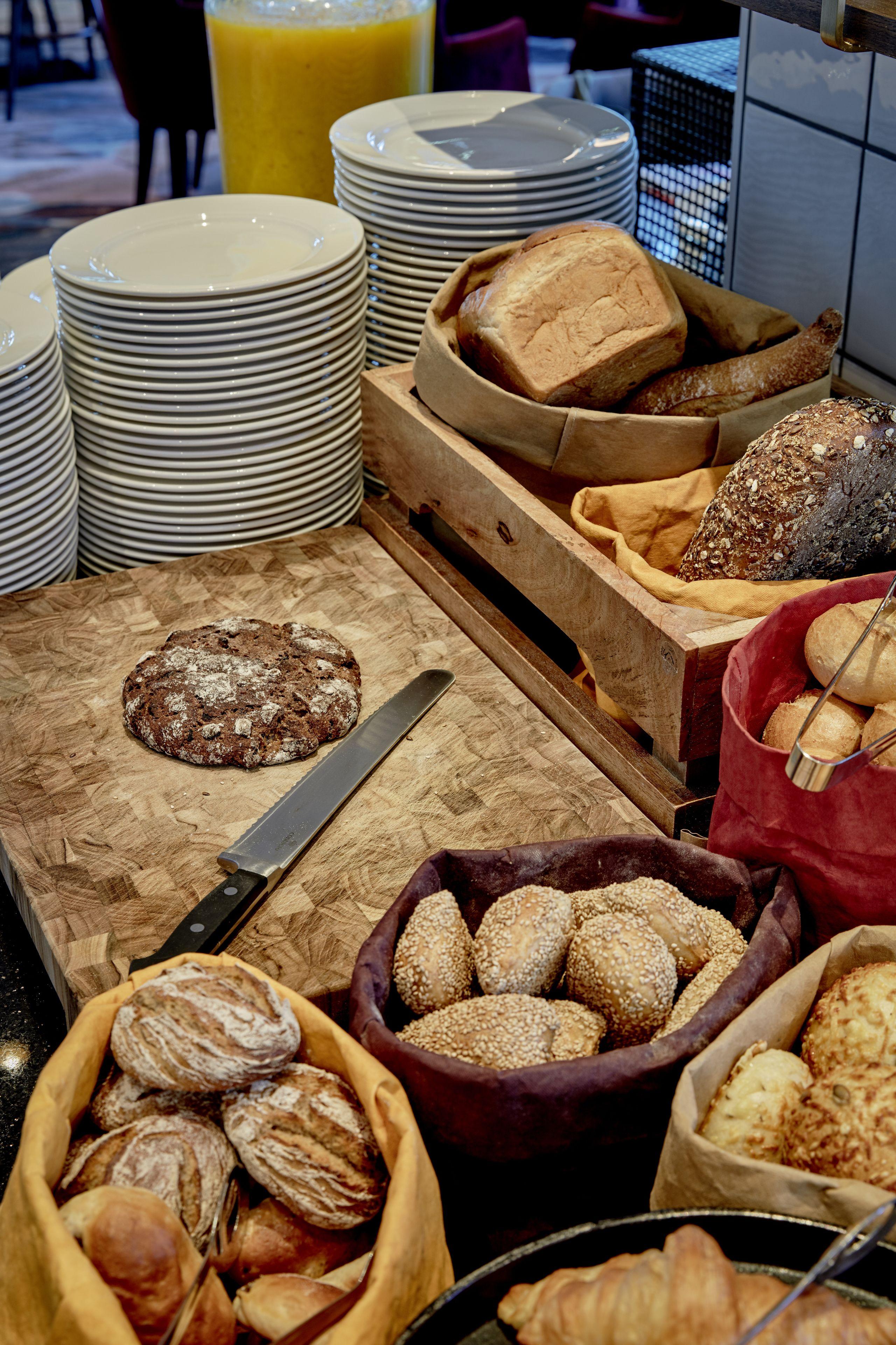 Hotel 25hours Tour Dusseldorf