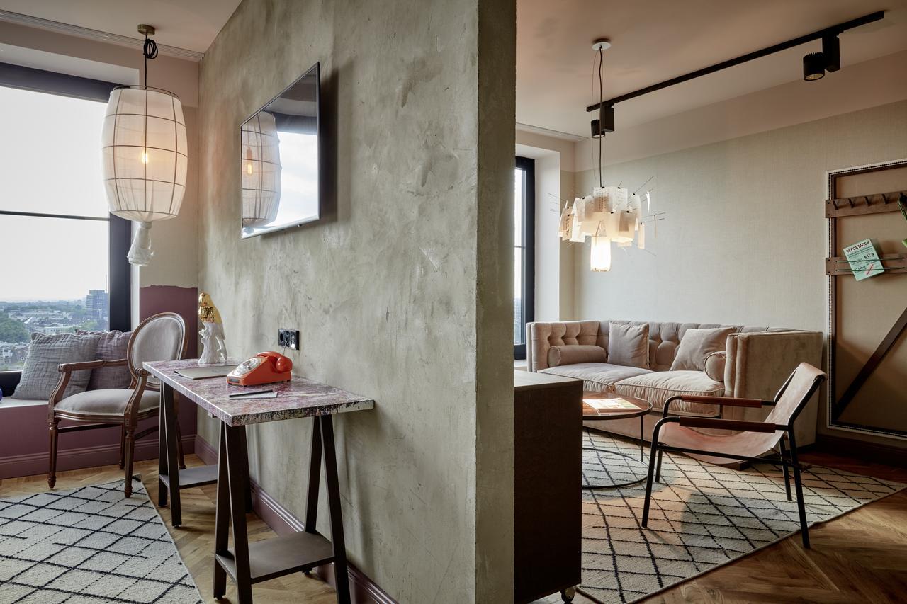 25hours Tour Hotel 4*