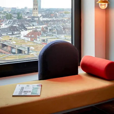 25hours Tour Hotel Dusseldorf