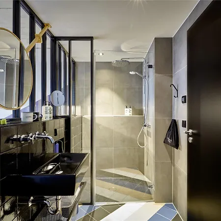 Hotel 25hours Tour Dusseldorf
